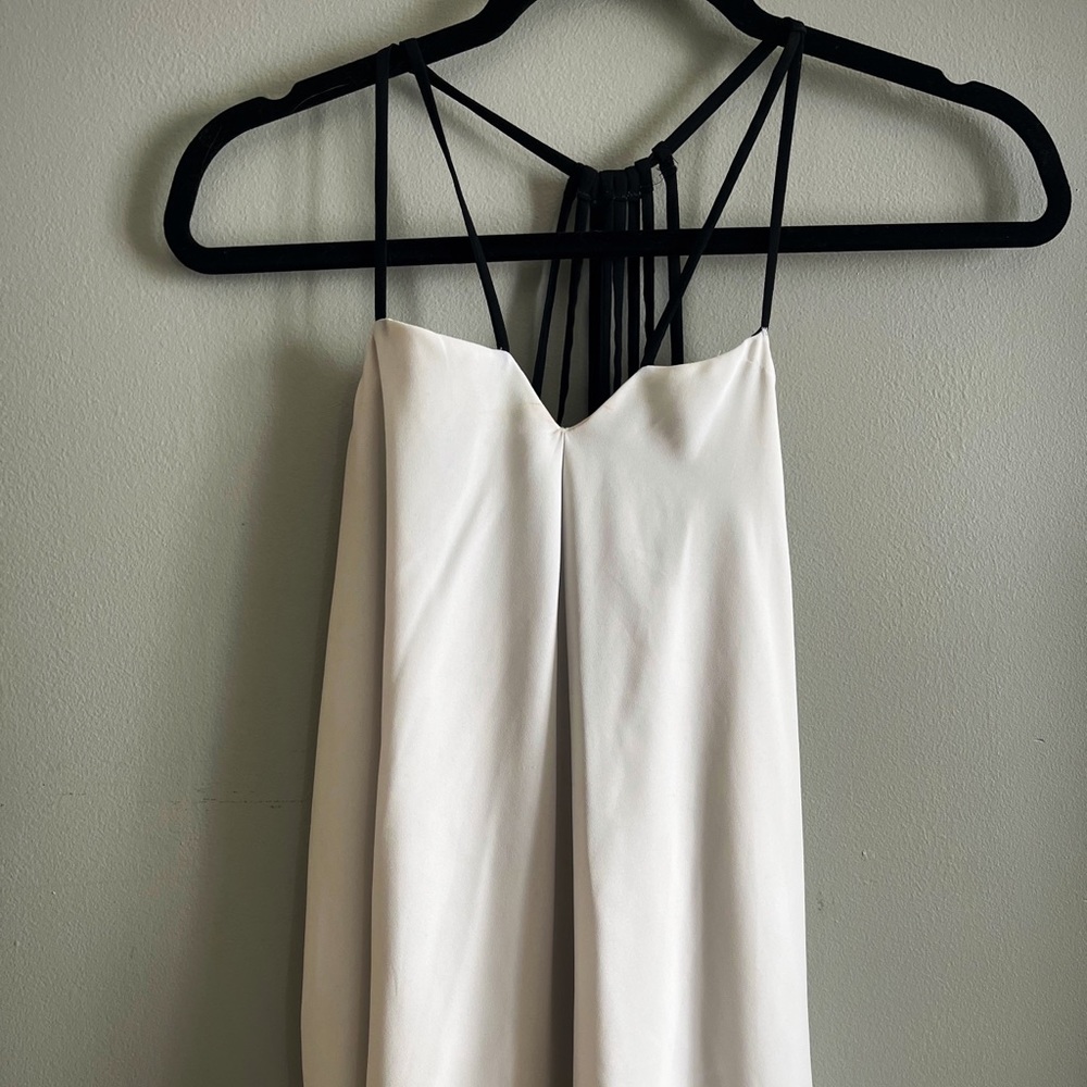 Flowy White Express Top